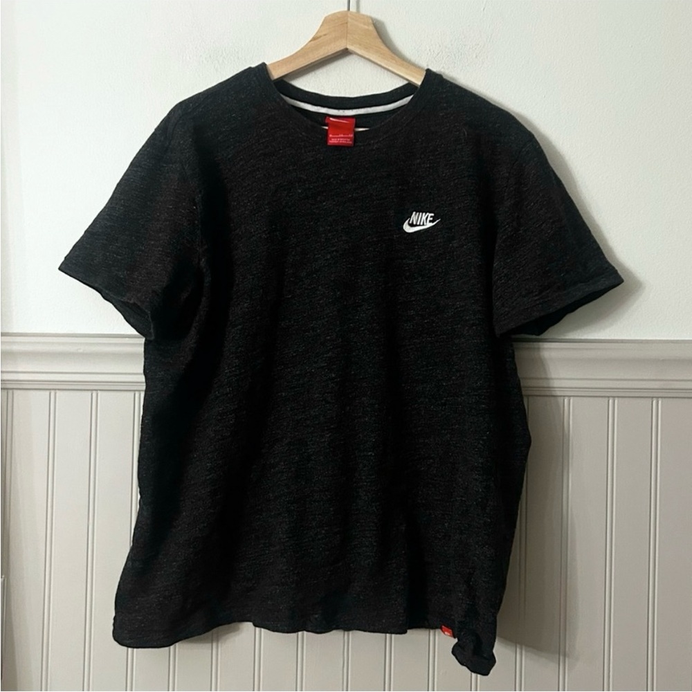 Nike Women’s XL Charcoal Legacy Short Sleeve Tee Cotton